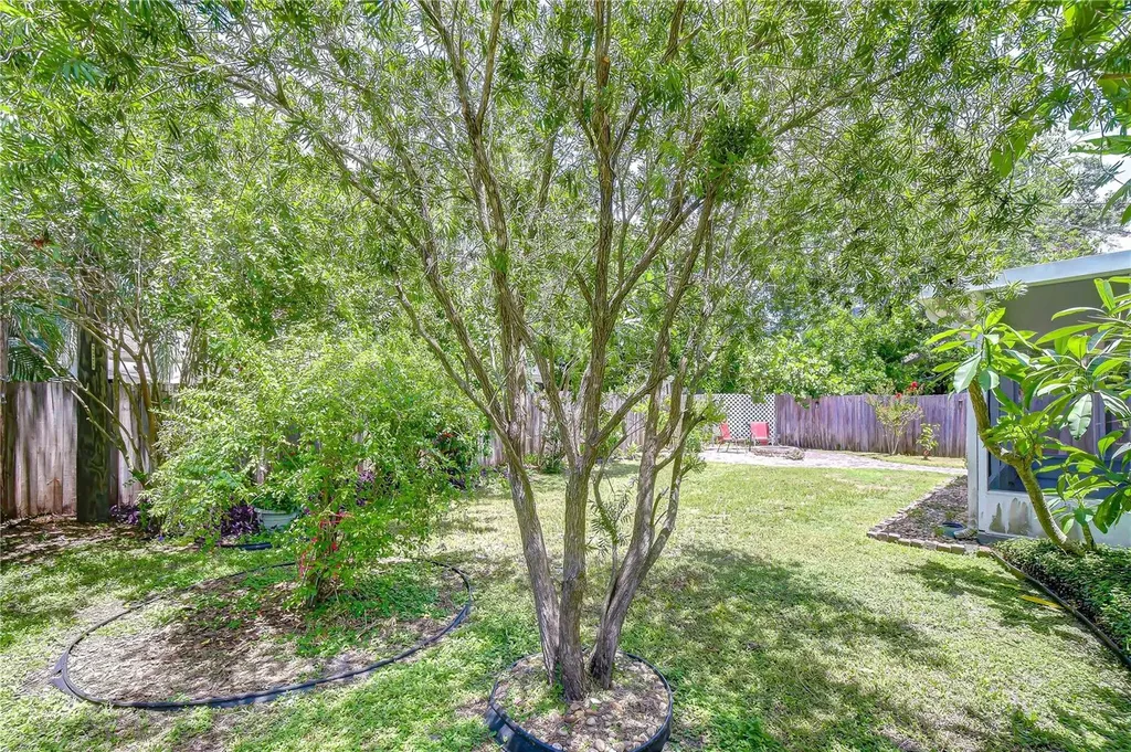5381 43rd Avenue N St Petersburg FL 33709