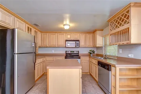 5381 43rd Avenue N St Petersburg FL 33709