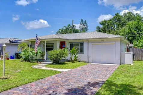 5381 43rd Avenue N St Petersburg FL 33709