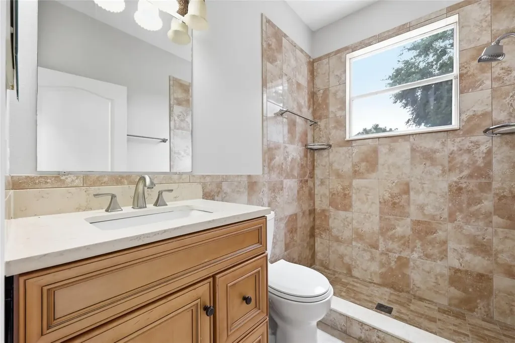 10125 Foxhurst Court Orlando FL 32836