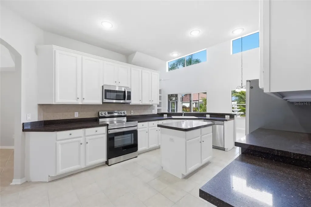 10125 Foxhurst Court Orlando FL 32836