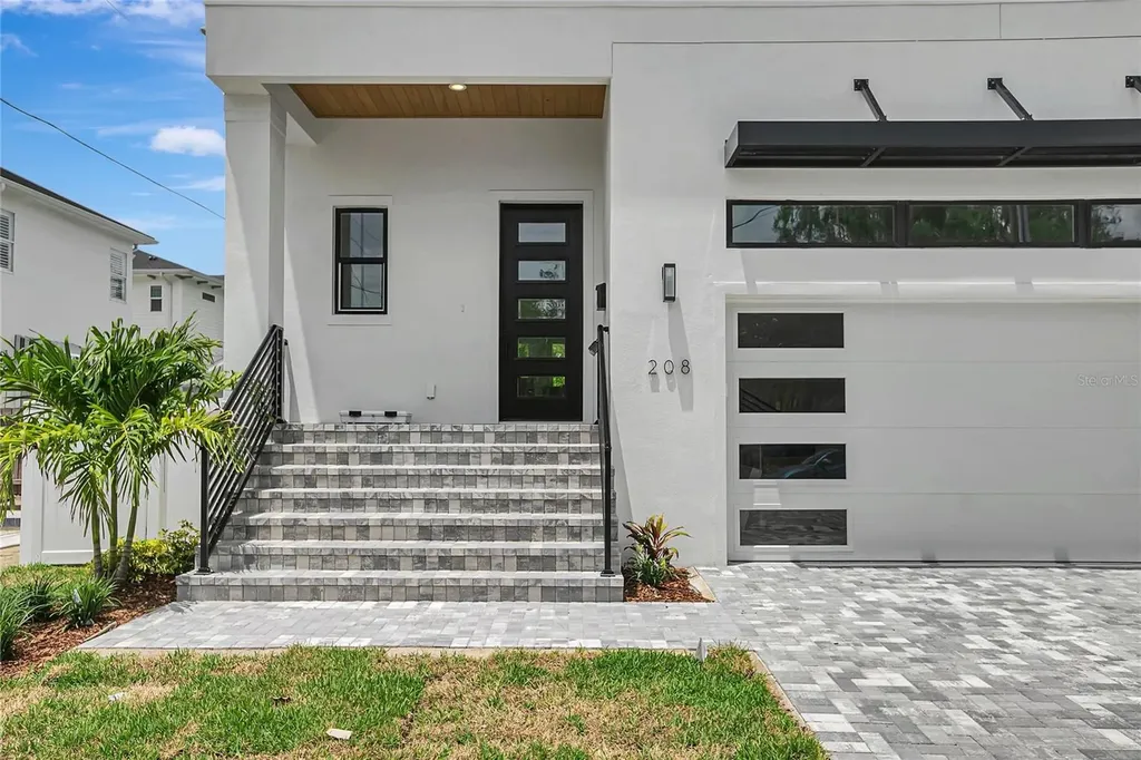 208 Chippewa Avenue Tampa FL 33606