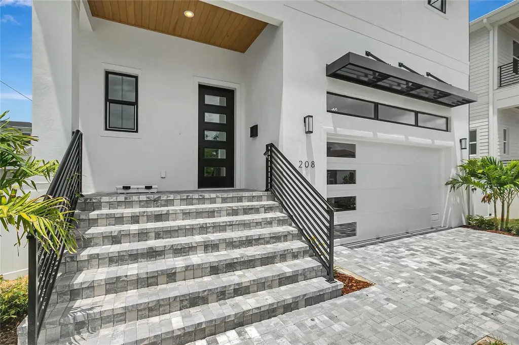 208 Chippewa Avenue Tampa FL 33606