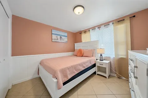 2135 Lee Lane Sarasota FL 34231