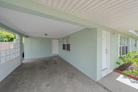 2135 Lee Lane Sarasota FL 34231
