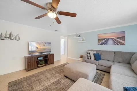 2135 Lee Lane Sarasota FL 34231