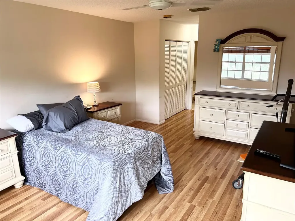 2297 Lark Circle E Palm Harbor FL 34684