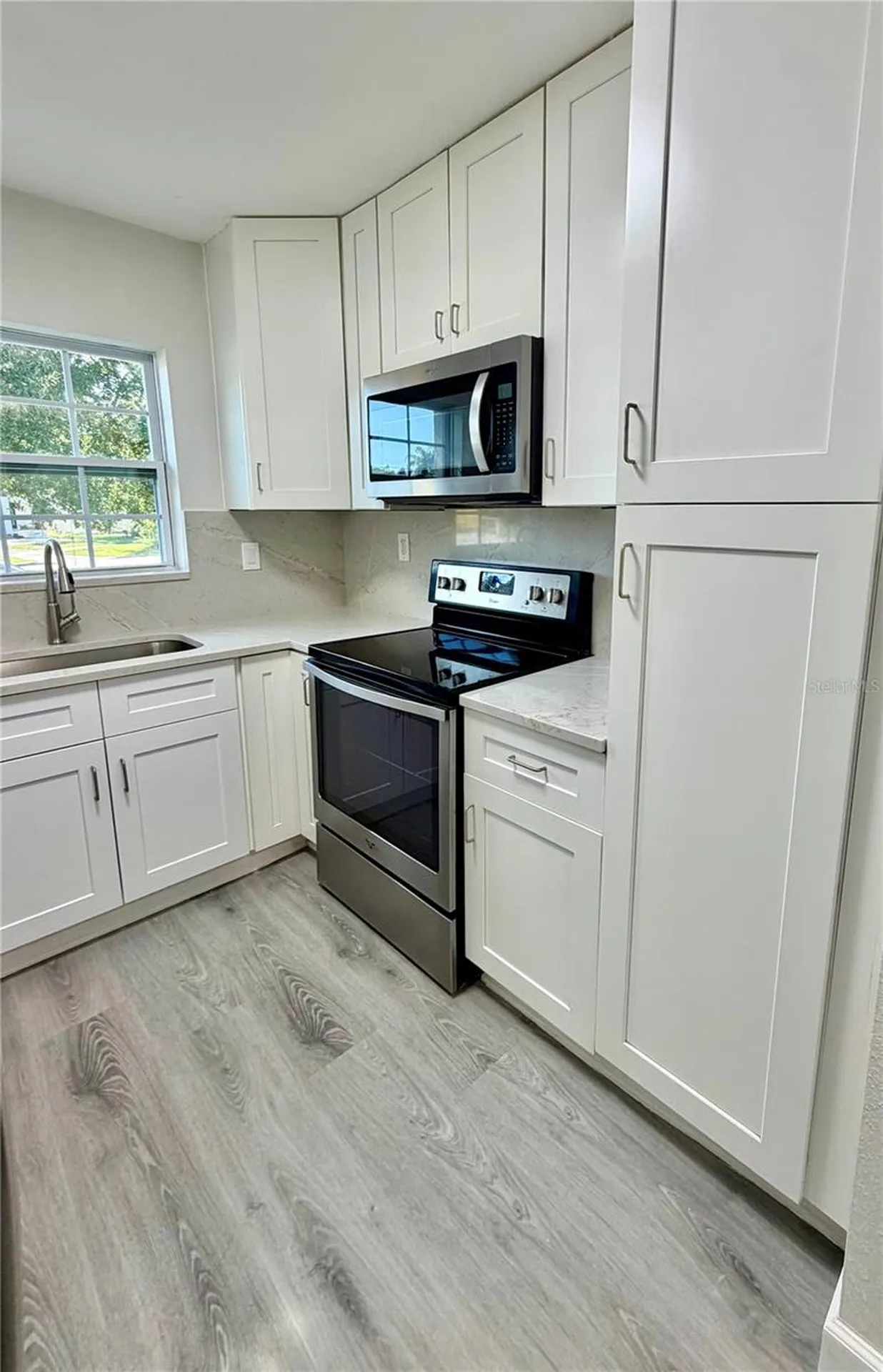 706 Romano Avenue Orlando FL 32807