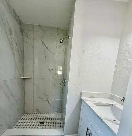 706 Romano Avenue Orlando FL 32807