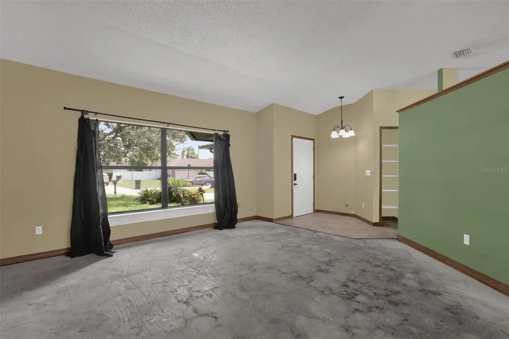 5119 Heath Drive Orlando FL 32812