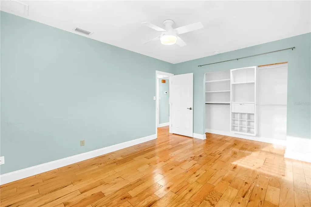 743 41st Avenue NE St Petersburg FL 33703