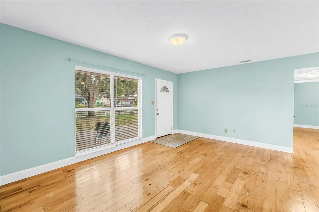 743 41st Avenue NE St Petersburg FL 33703