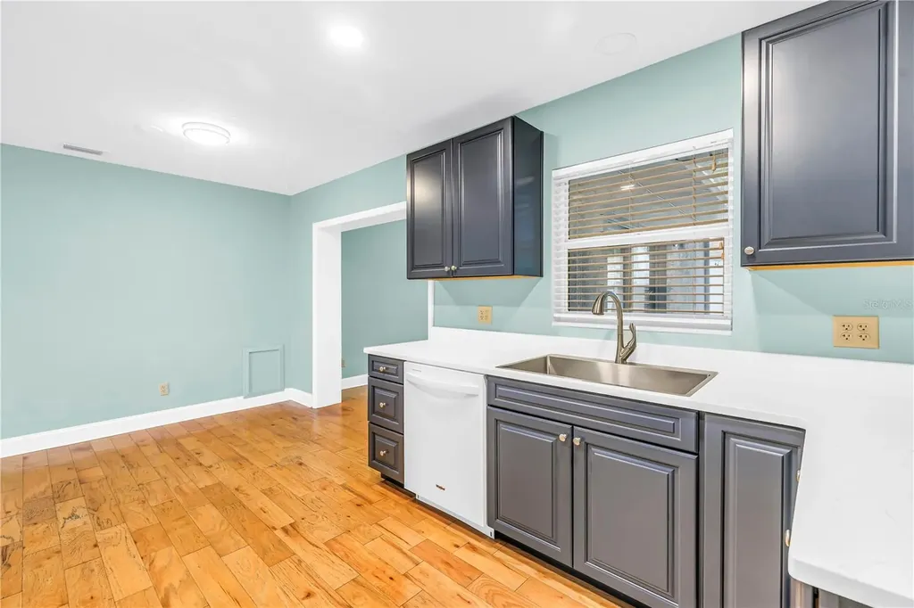 743 41st Avenue NE St Petersburg FL 33703