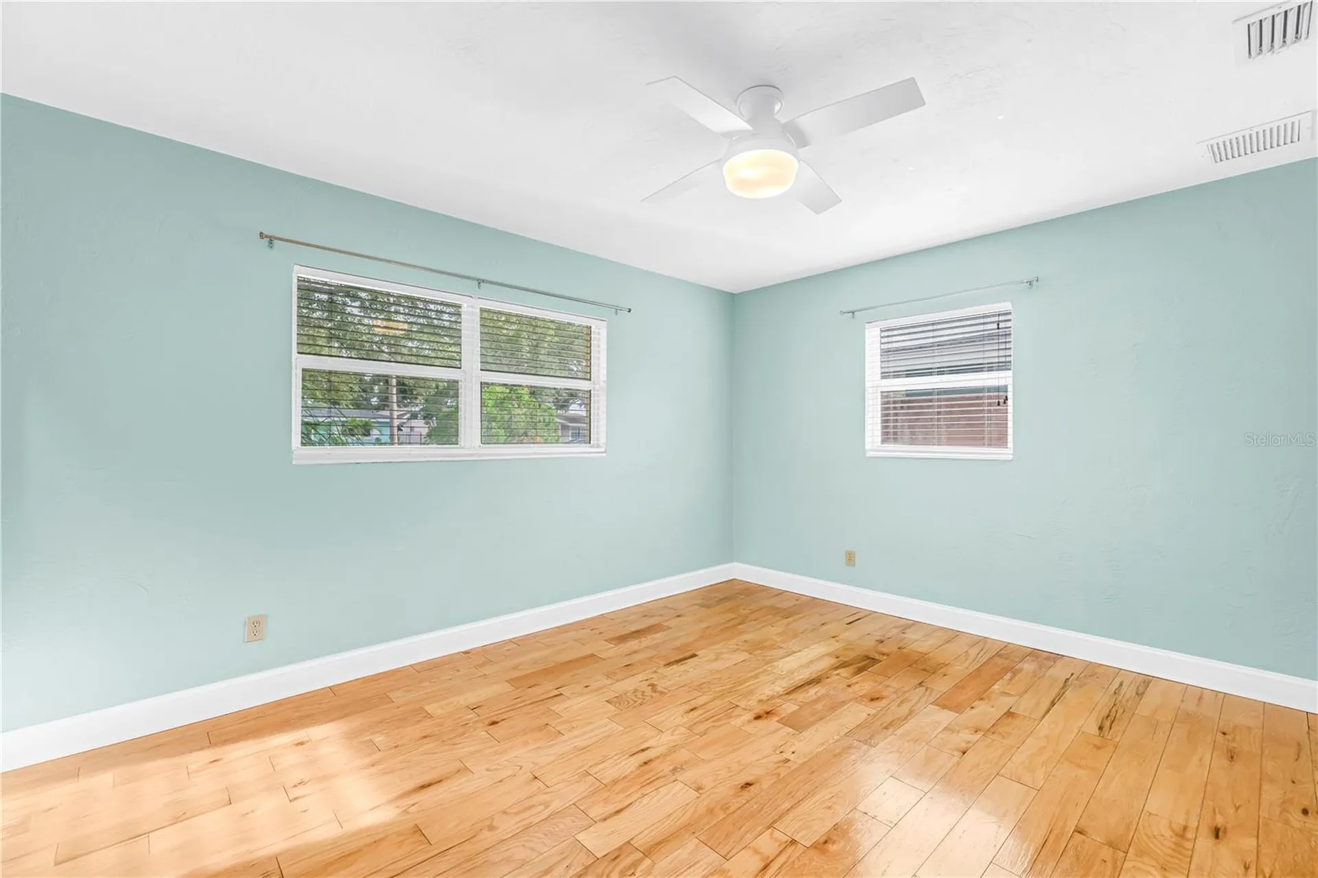 743 41st Avenue NE St Petersburg FL 33703