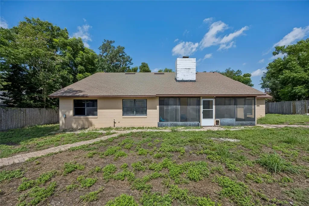 733 Saxby Avenue Orlando FL 32835