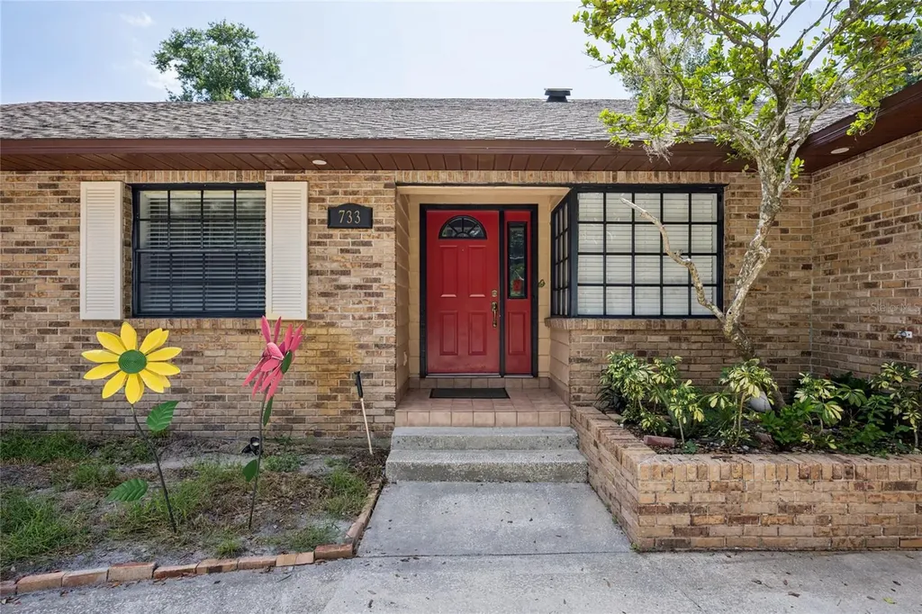 733 Saxby Avenue Orlando FL 32835