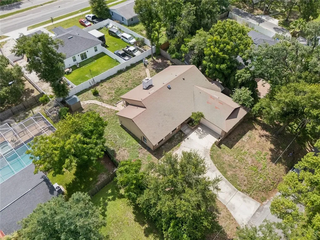 733 Saxby Avenue Orlando FL 32835