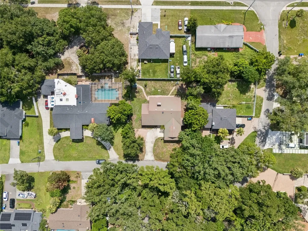 733 Saxby Avenue Orlando FL 32835