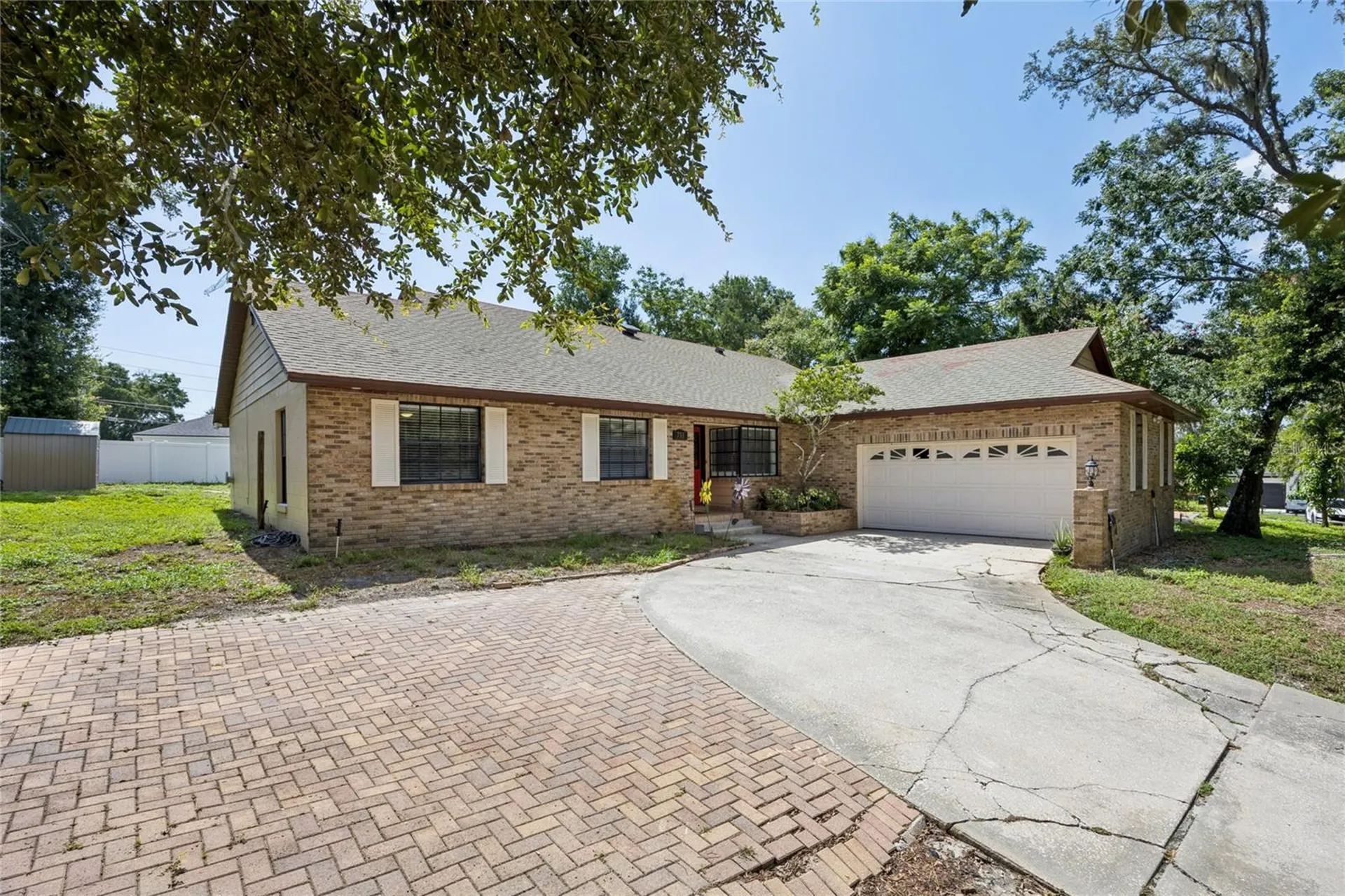 733 Saxby Avenue Orlando FL 32835