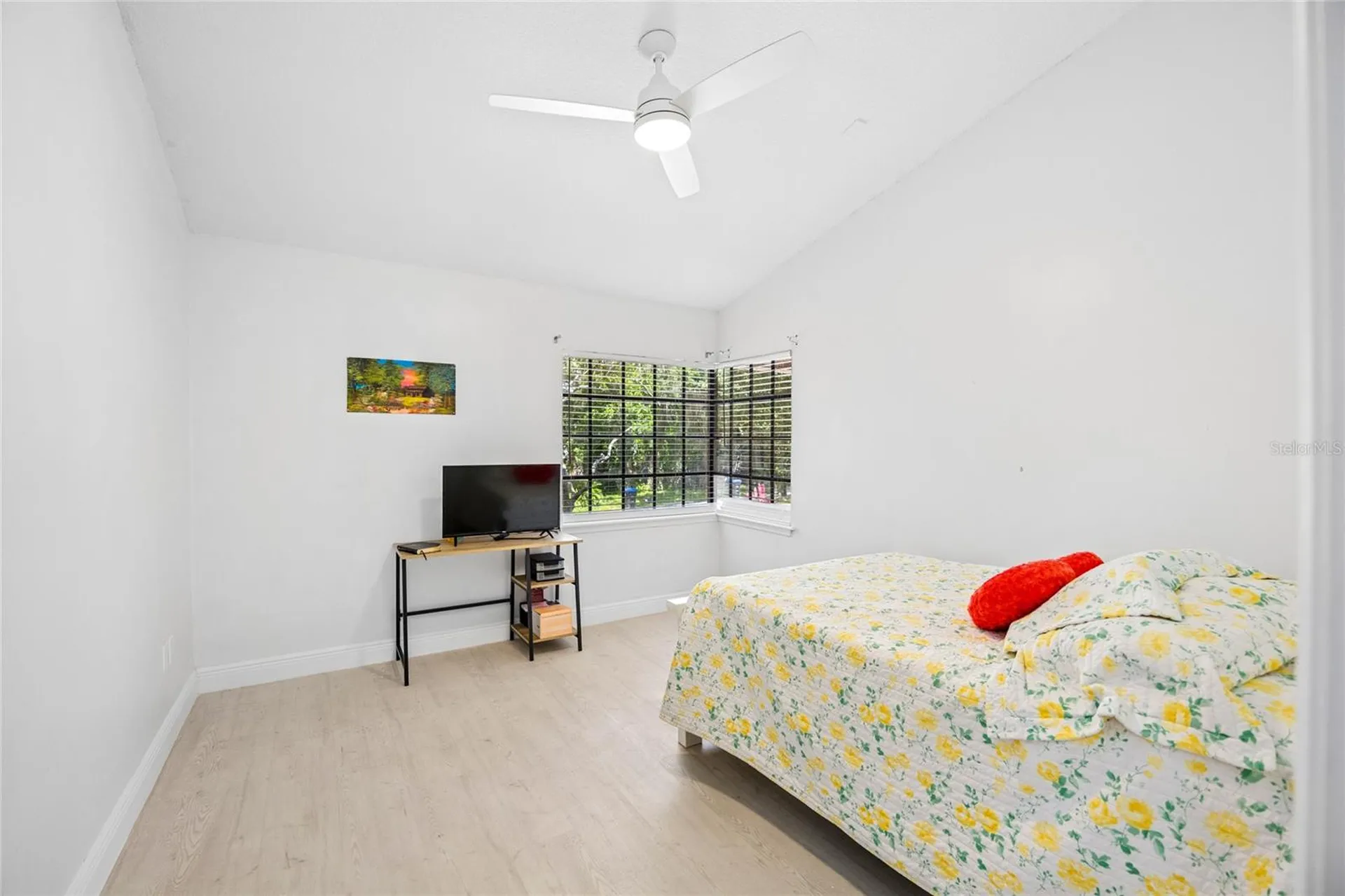 733 Saxby Avenue Orlando FL 32835