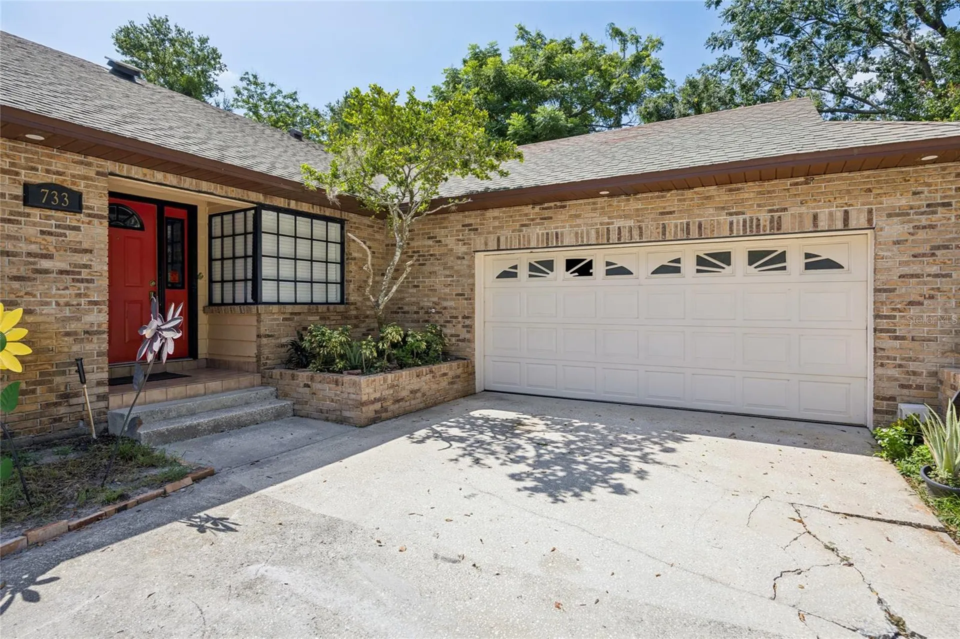 733 Saxby Avenue Orlando FL 32835