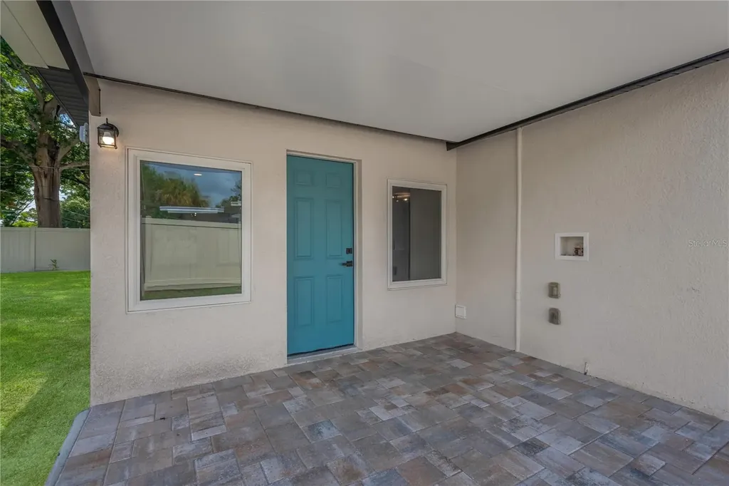2541 47th Avenue N St Petersburg FL 33714