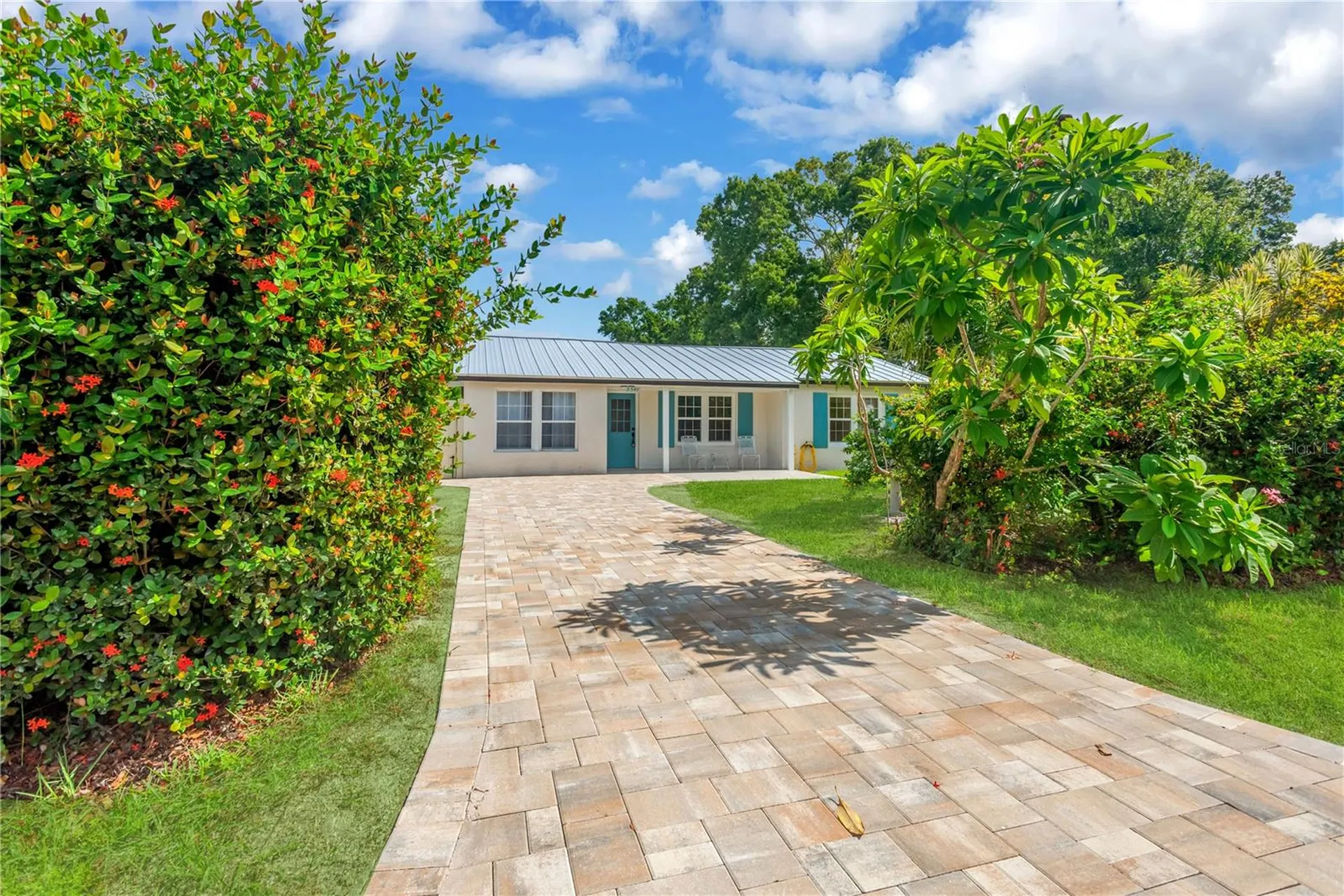 2541 47th Avenue N St Petersburg FL 33714