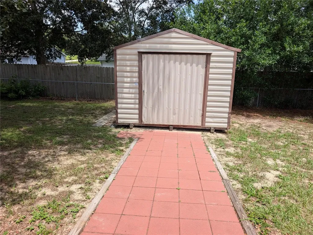 20167 SW 81st Street Dunnellon FL 34431