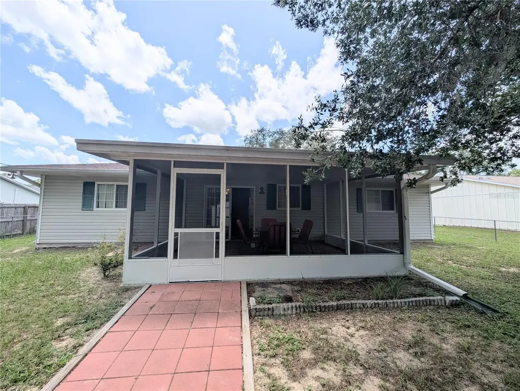 20167 SW 81st Street Dunnellon FL 34431