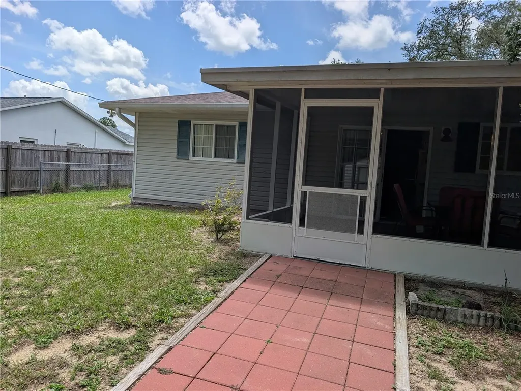 20167 SW 81st Street Dunnellon FL 34431