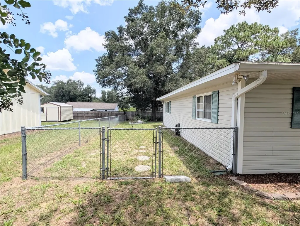 20167 SW 81st Street Dunnellon FL 34431