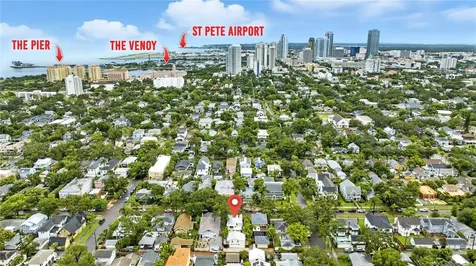 221 13th Avenue NE St Petersburg FL 33701