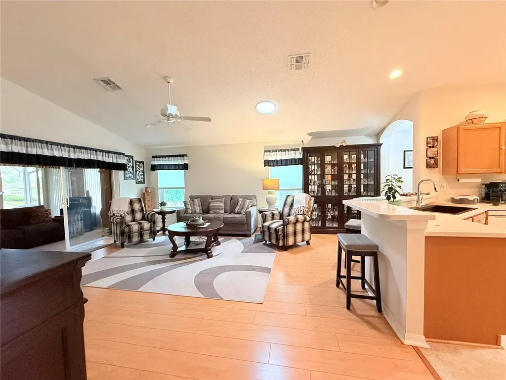 265 Center Oak Circle Spring Hill FL 34609