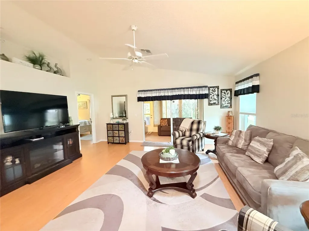 265 Center Oak Circle Spring Hill FL 34609