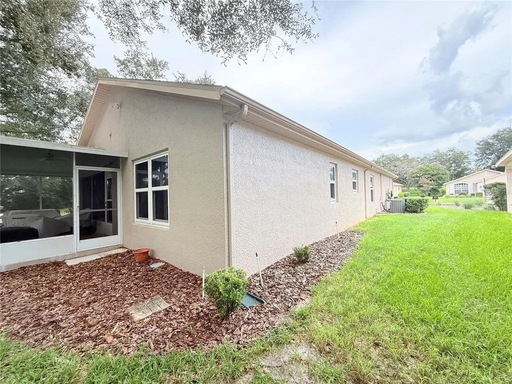265 Center Oak Circle Spring Hill FL 34609