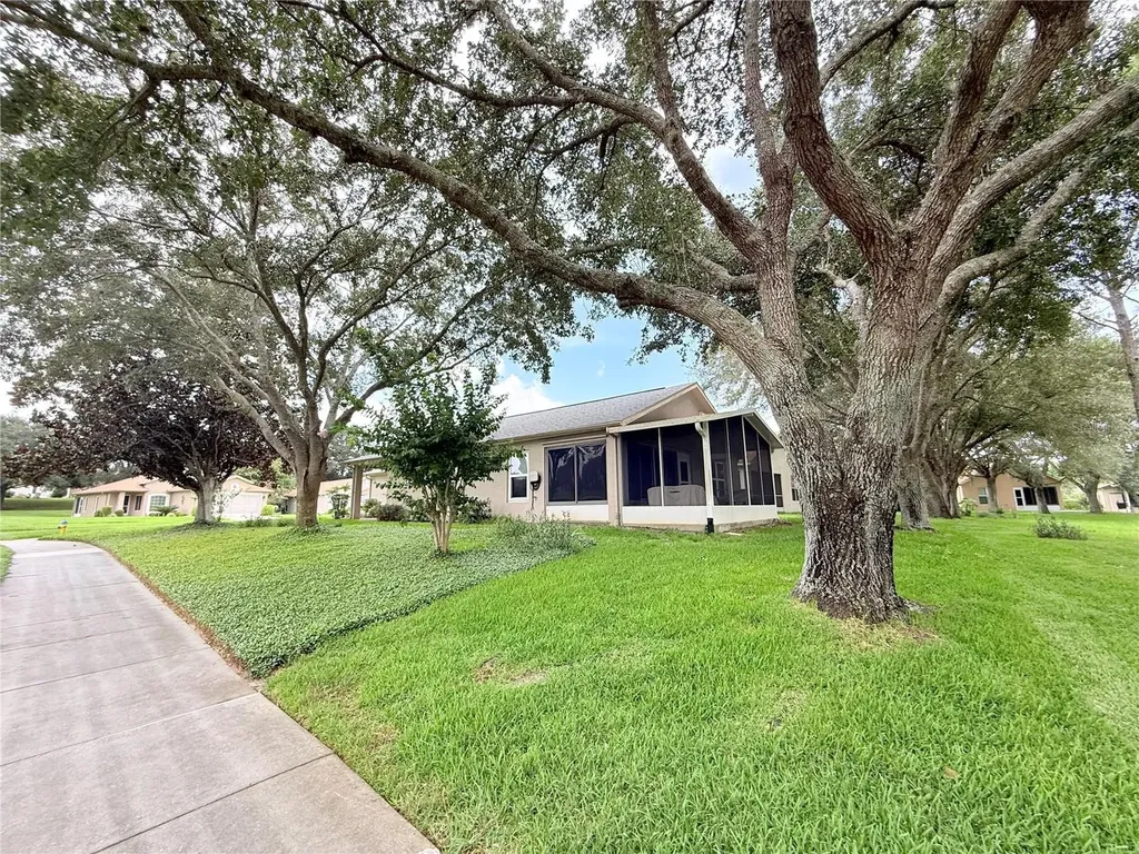 265 Center Oak Circle Spring Hill FL 34609