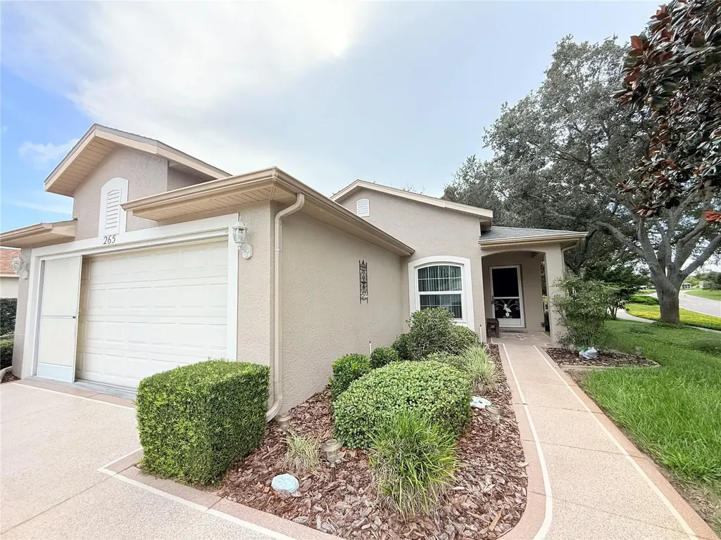 265 Center Oak Circle Spring Hill FL 34609