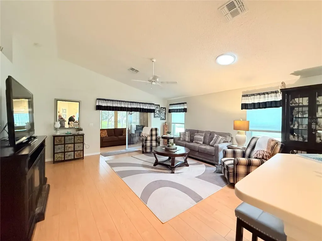 265 Center Oak Circle Spring Hill FL 34609