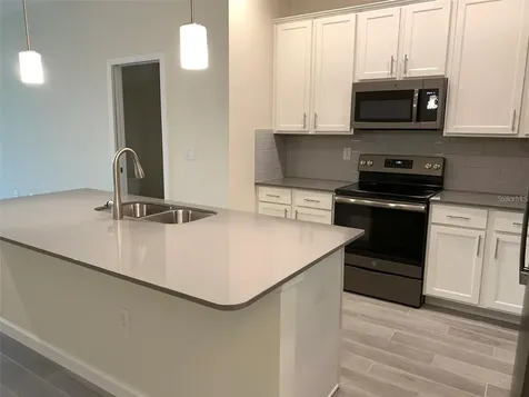 9831 Red Eagle Drive Orlando FL 32825