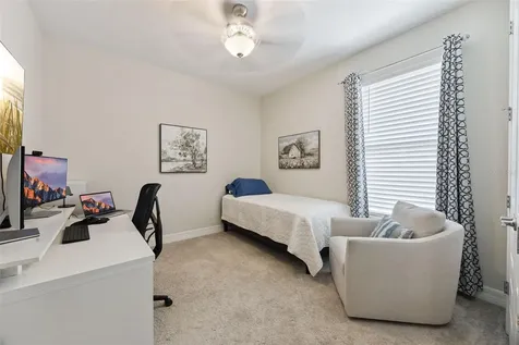 1048 Wood Dale Circle Oviedo FL 32765