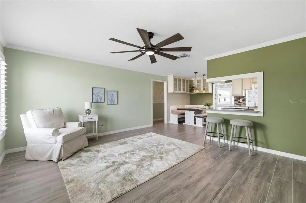 9729 37th Street N Pinellas Park FL 33782