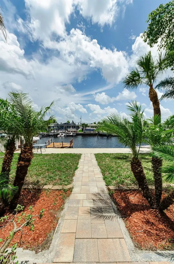 4946 Blue Heron Drive New Port Richey FL 34652