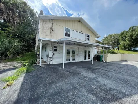 2766 Us Highway 441/27 Highway Fruitland Park FL 34731