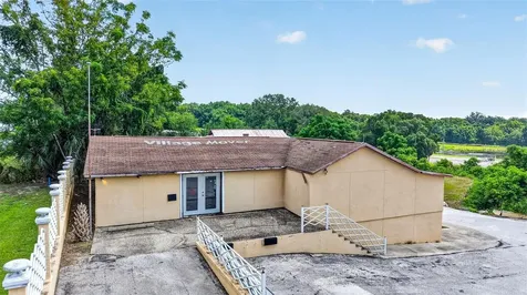 2766 Us Highway 441/27 Highway Fruitland Park FL 34731