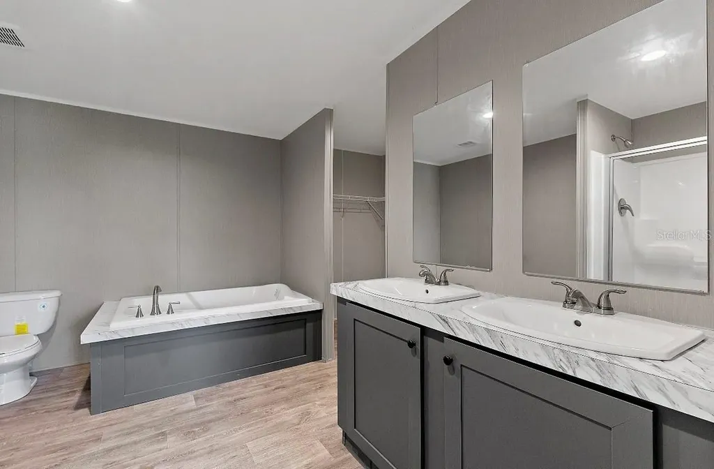 25136 Huckleberry Way Astatula FL 34705