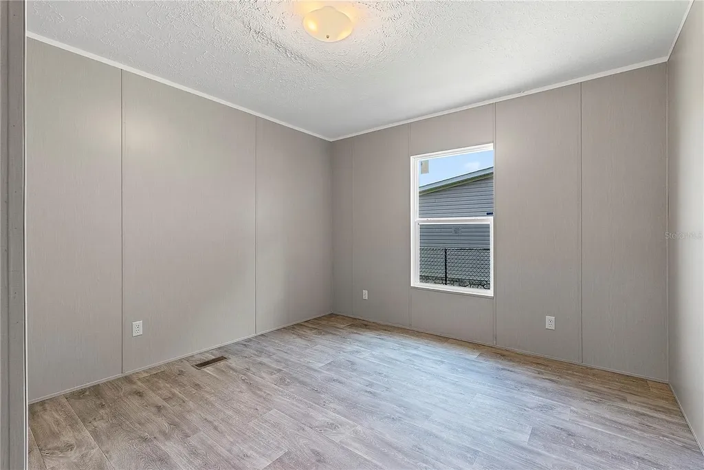 25136 Huckleberry Way Astatula FL 34705