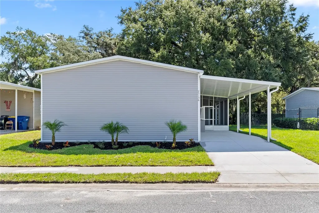 25136 Huckleberry Way Astatula FL 34705