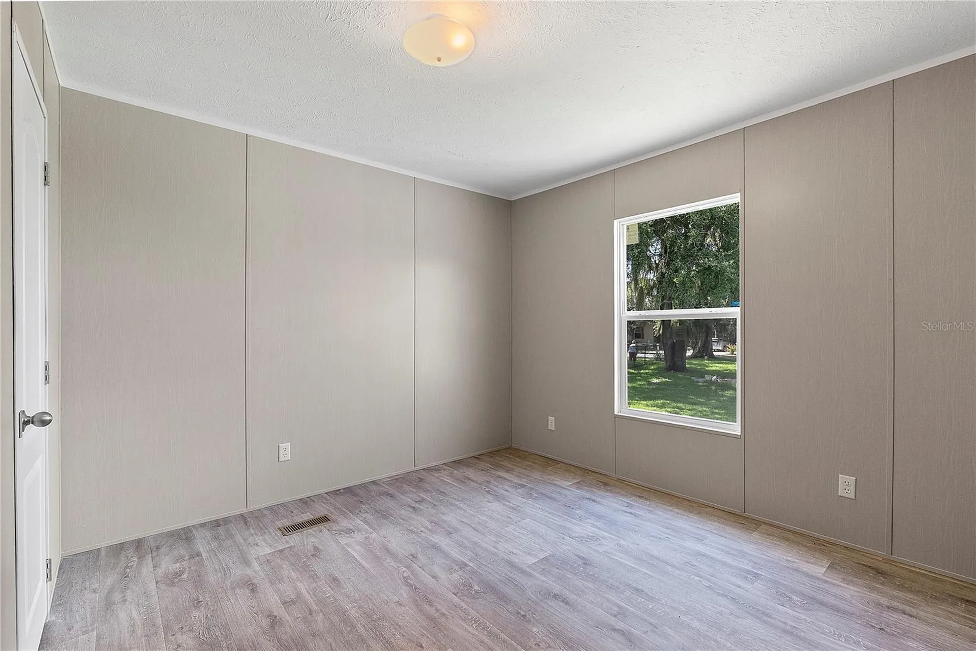 25136 Huckleberry Way Astatula FL 34705