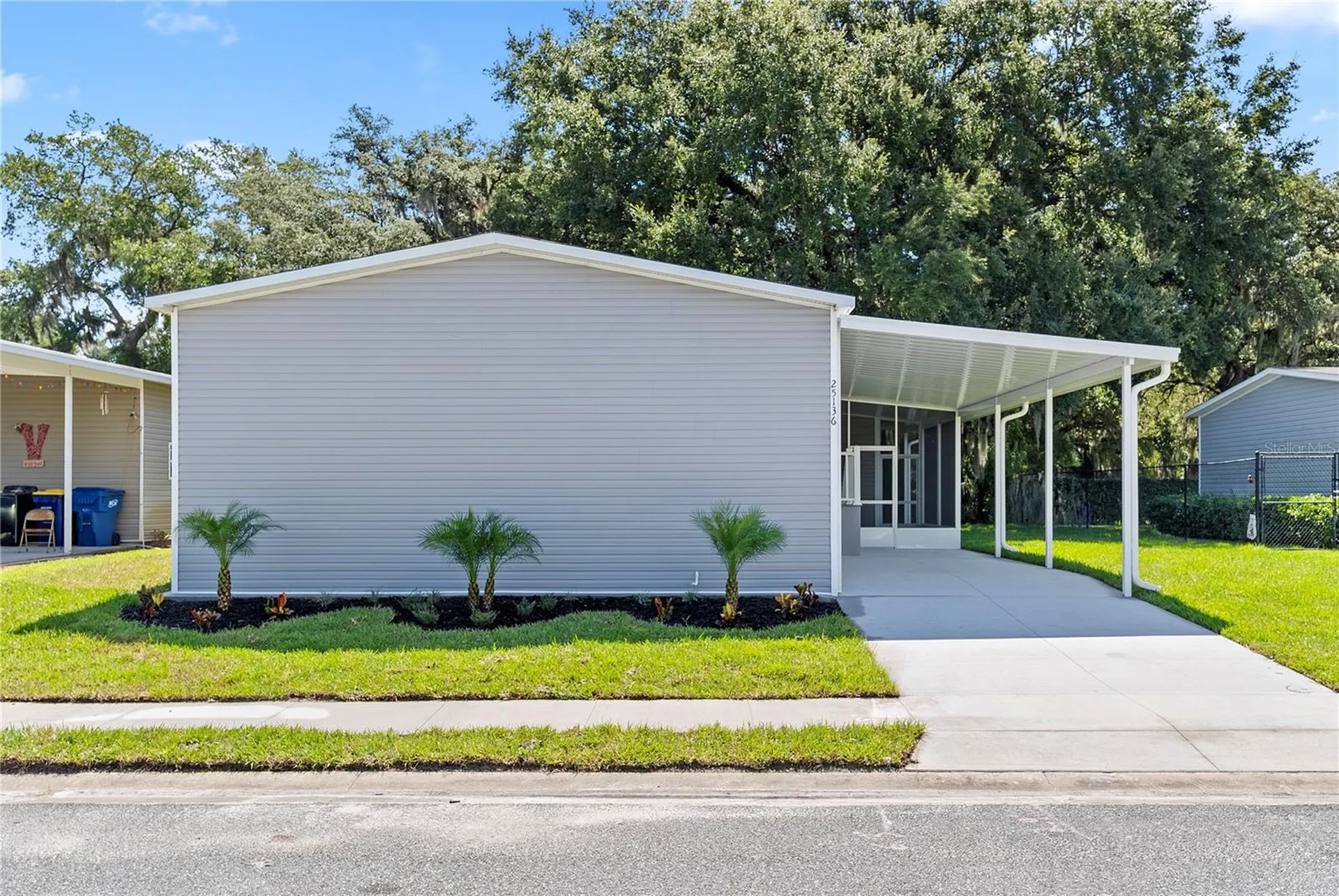 25136 Huckleberry Way Astatula FL 34705