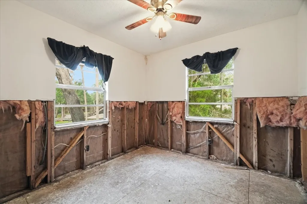 14496 & 14498 W Captain Court Crystal River FL 34429